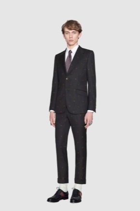 Мужские костюмы Gucci: особенности и обзор моделей
